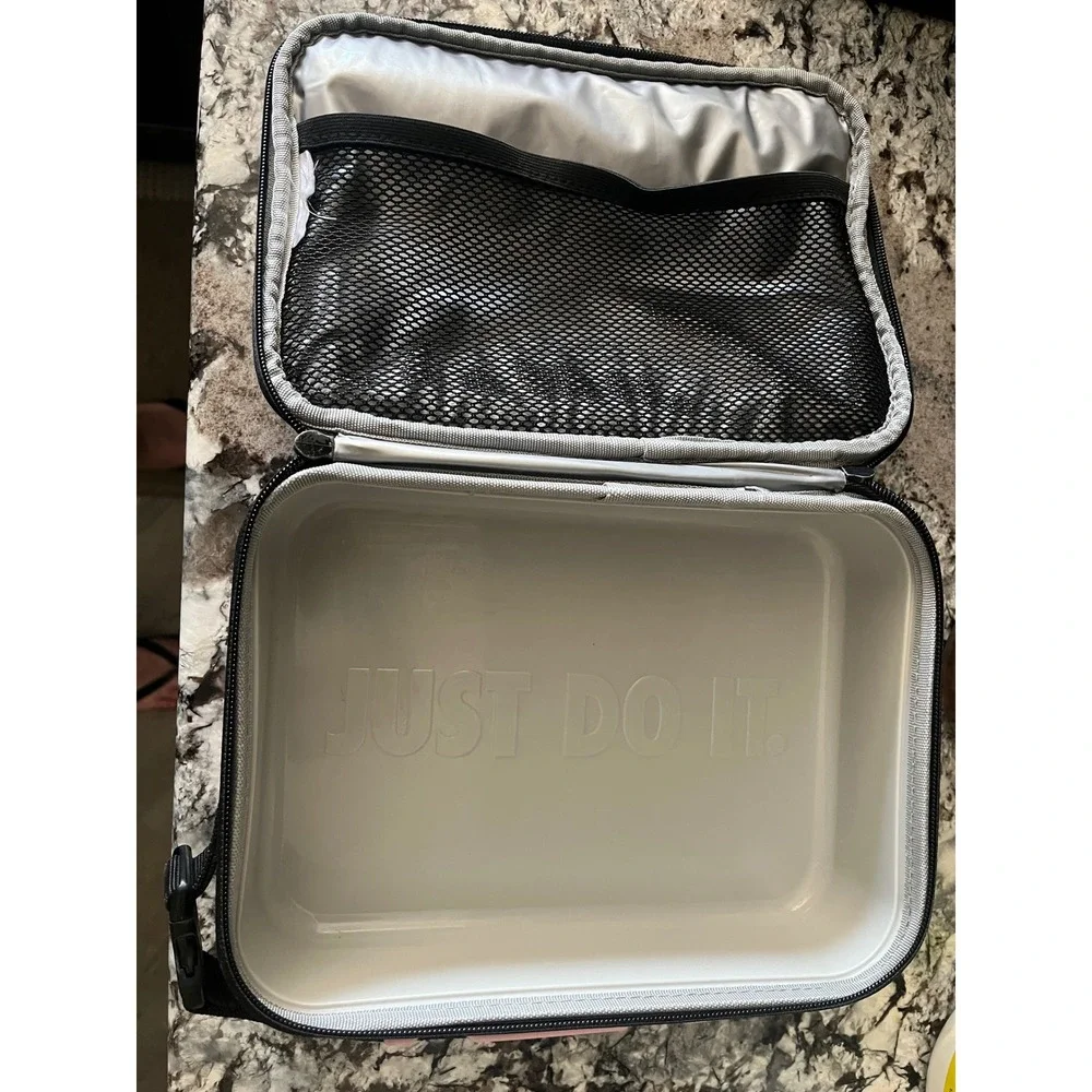Nike Womens Girls Lunch Box Pink Polka Dot Insulated Grey Hard Shell